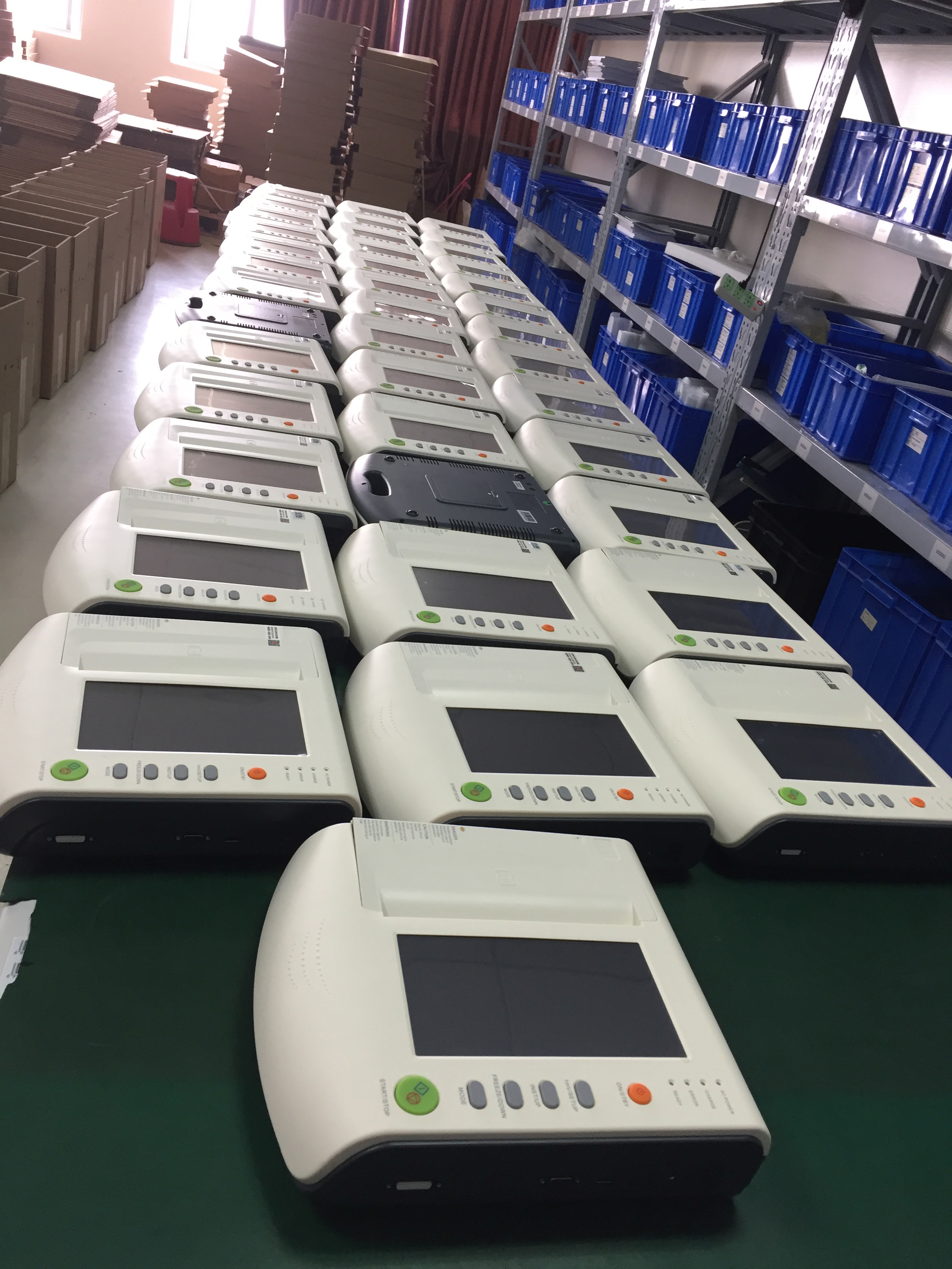 Digital Physical Examination Instruments Twelve Channels ECG Electrocardiogram Machine