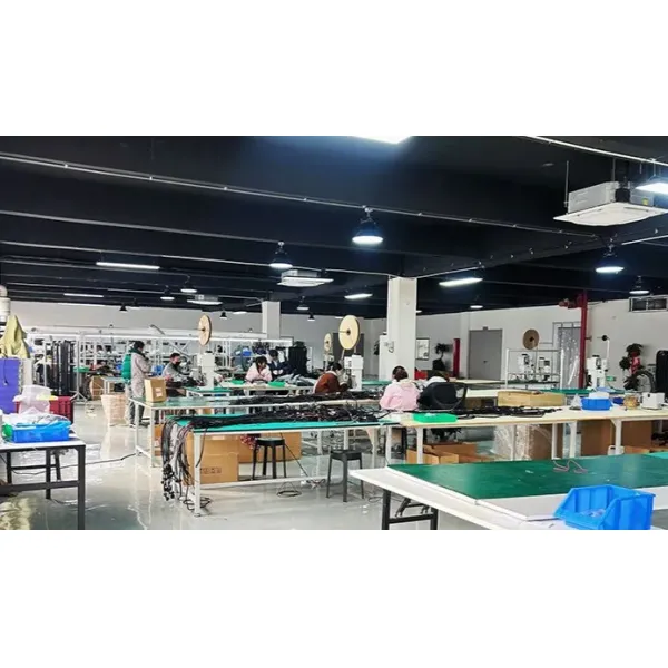 Xcd Series Circular Connector Xcd22f4z1p40/T4K1p40 High Current 4-Core Plug Socket Including Tax Transportation.