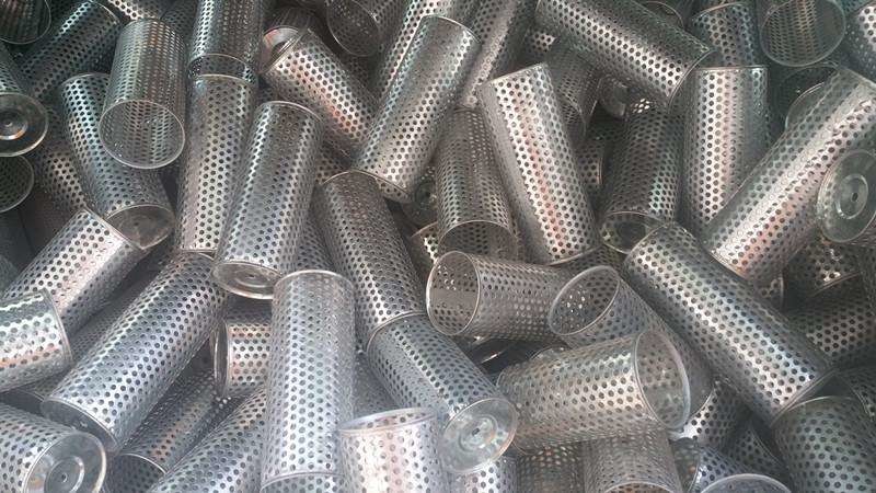 12 Inch Stainless Steel Mesh Filter Baskets , Stainless Steel Perforated Cylinder