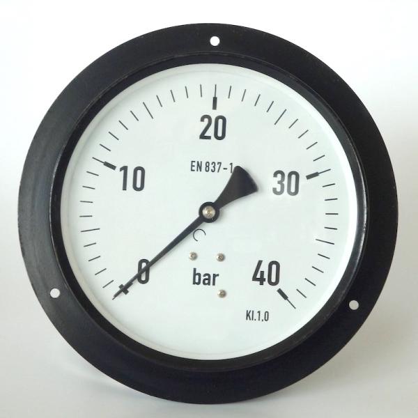 White 150mm Utility Pressure Gauge 40 Bar Bourdon Tube Pressure Gauge Black