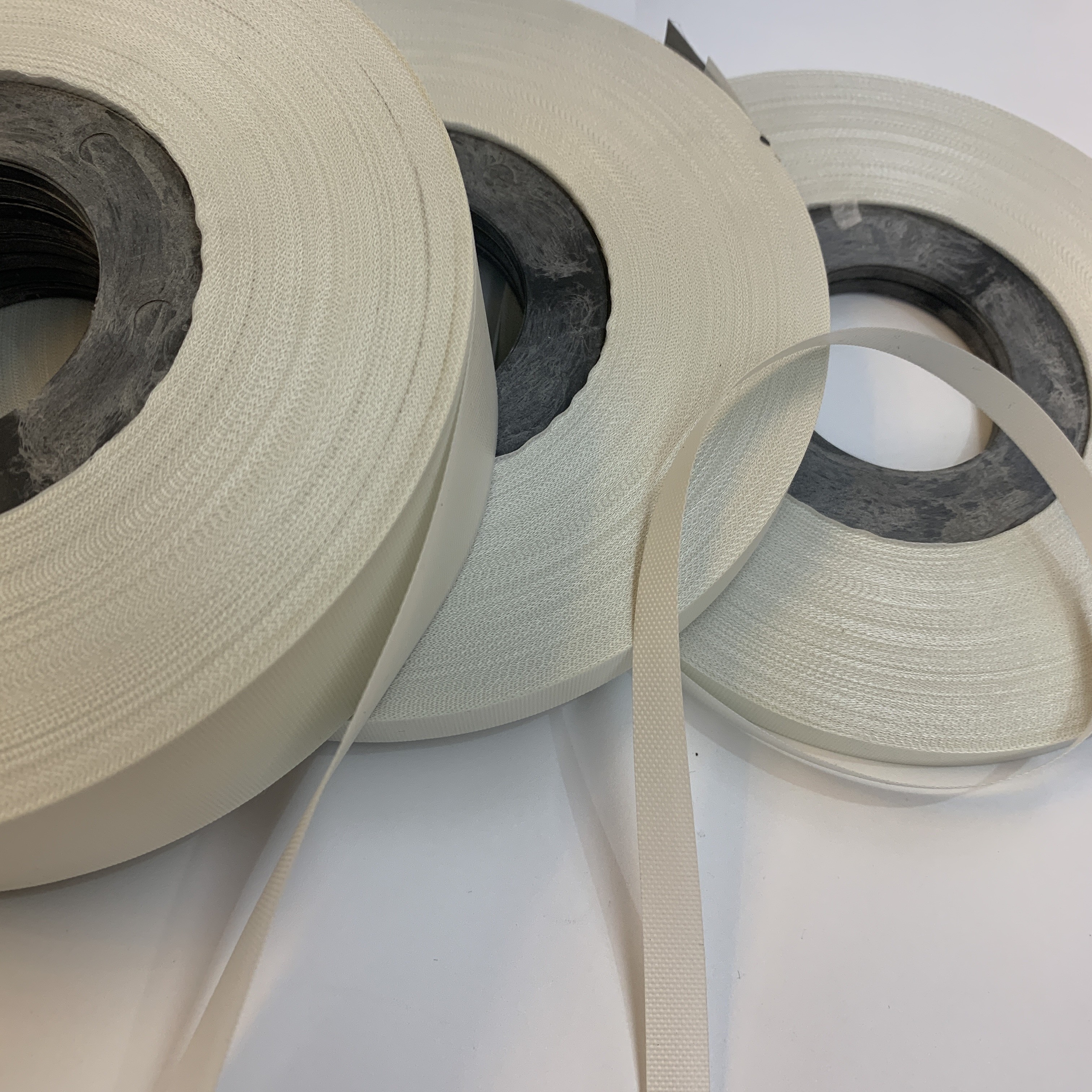 0.2mm/0.25mm Ceramic Mica Insulation Tape Super High Temperature Resistance