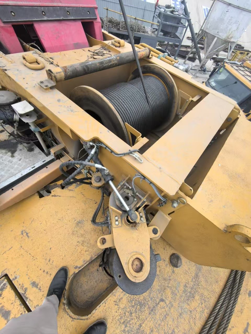 Mobile Truck Crane For Sale 200 Tons Direct Source Max Working Height 75.5 Meters