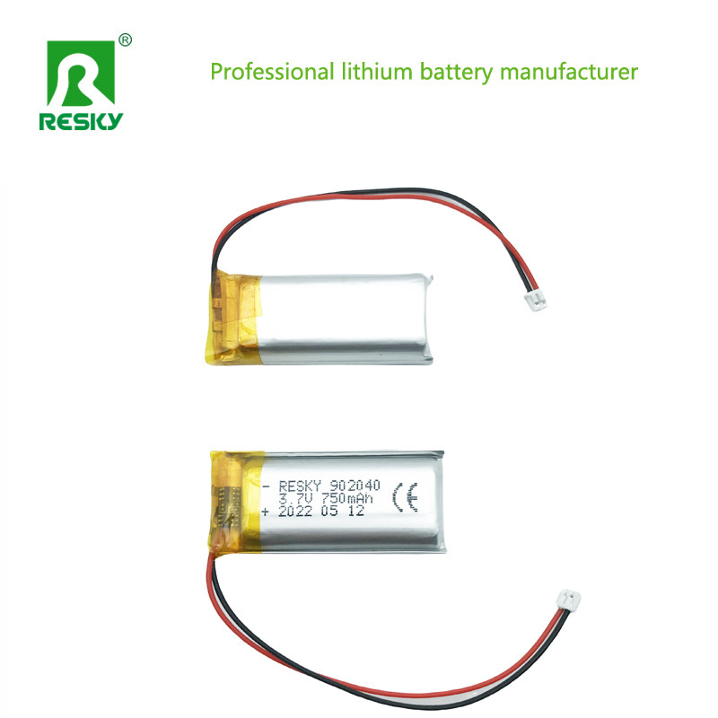 Pouch Lithium Polymer Battery Cell 902040 3.7V 700mAh 750mAh For LED Flashlight