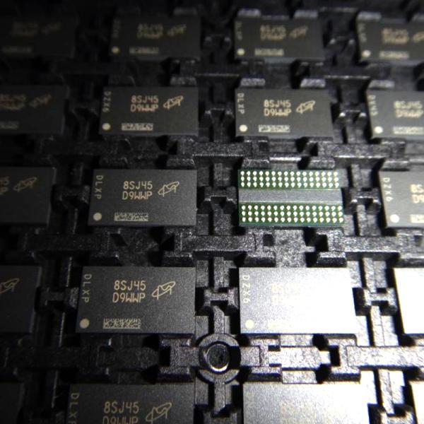 Static SRAM Chip Flash Embedded Memory Chip MT28EW256ABA1HPC-0SIT