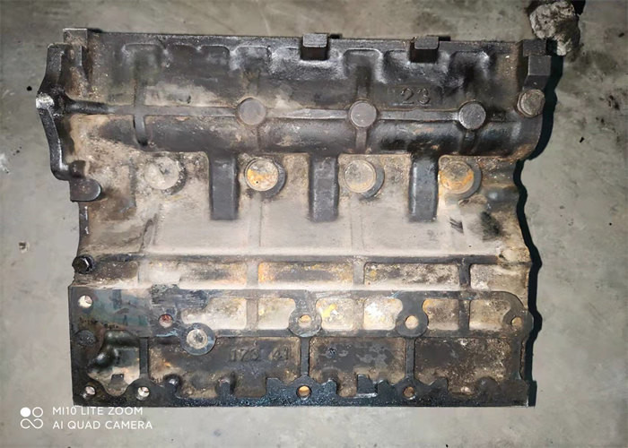 V2203 Diesel Used Engine Blocks For Excavator KX155 Water Cooling Kubota
