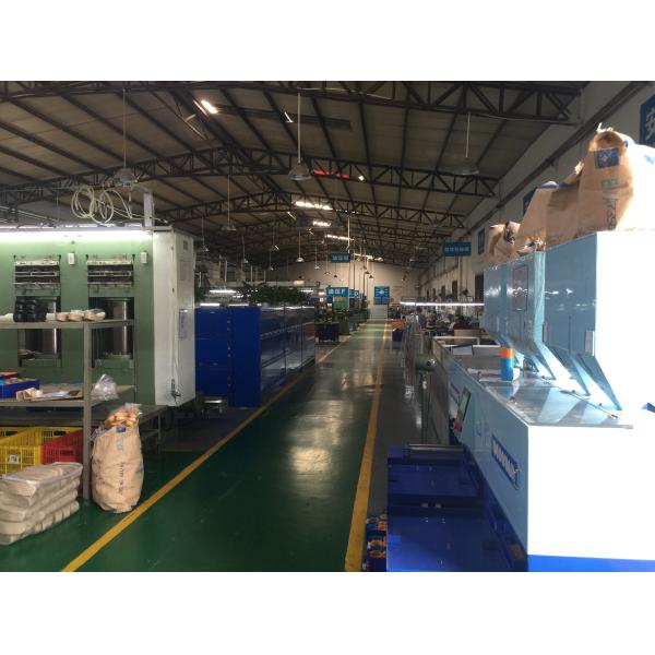 Manufacturers high quality and low price mountaineering hook carabiner backpack buckle