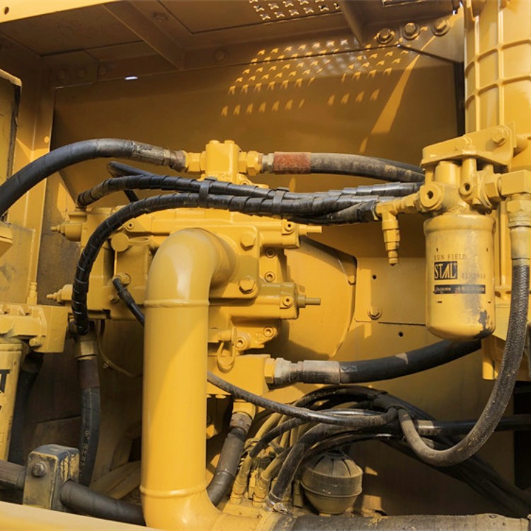 2020 Model Caterpillar 325BL Excavator 25 Ton ORIGINAL Hydraulic Cylinder Made in USA