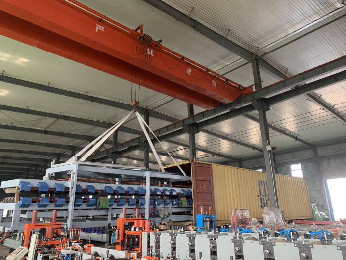 Thermal Insulation Waterproof PU EPS Rock Wool Sandwich Panel Production Line