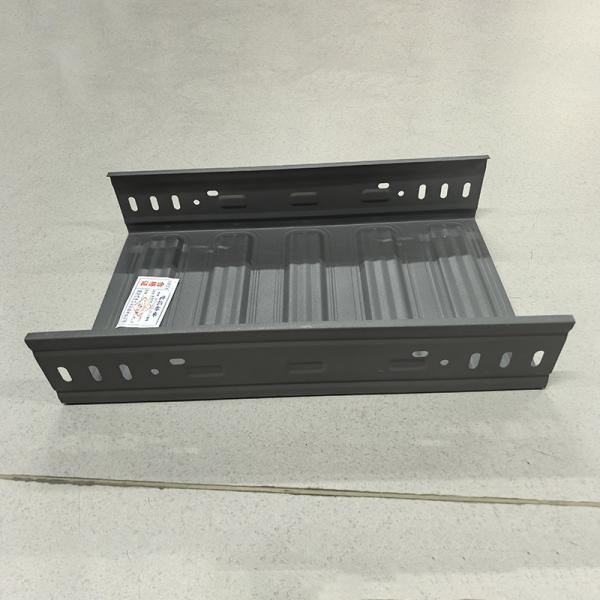 Splices Equipped Heat Resistant Electrical Conduit Tray High Impact Resistance