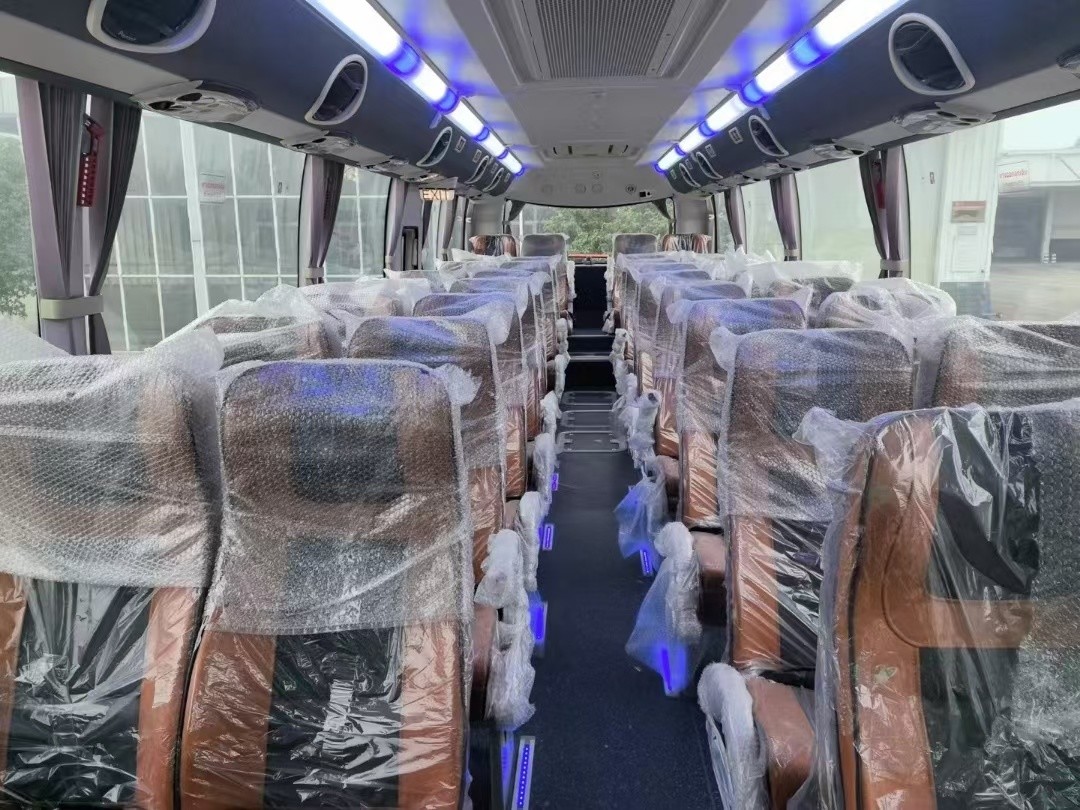 Used Coach Bus 36 Seats Sunlong Bus SLK6102 CNG Yuchai Engine Right Hand Drive Use In Africa