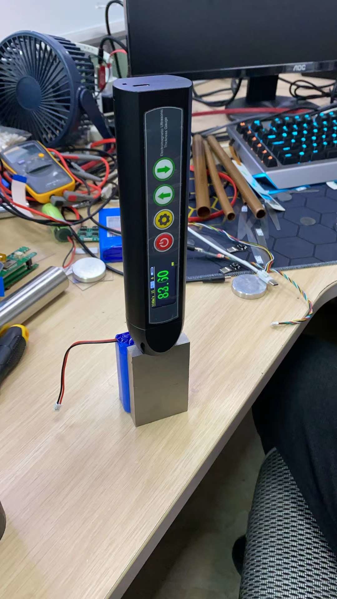 TG-17 A Scan Colourful LCD EMAT Pen Type Ultra Small Electromagnetic Ultrasonic Thickness Gauge