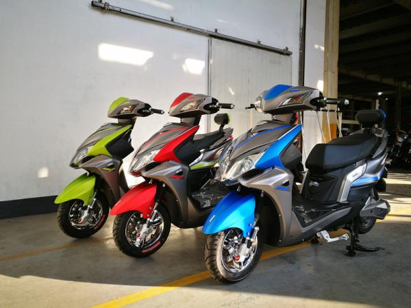 Multi Functional Electric Scooter Bike For Adults Pedal Assisted Electric