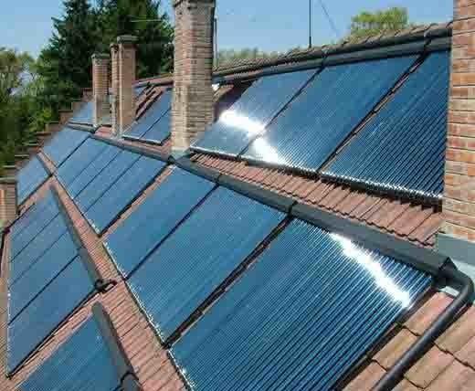 25% More Energy Output Concentrating Roof Mounted Vacuum Tube Solar Thermal