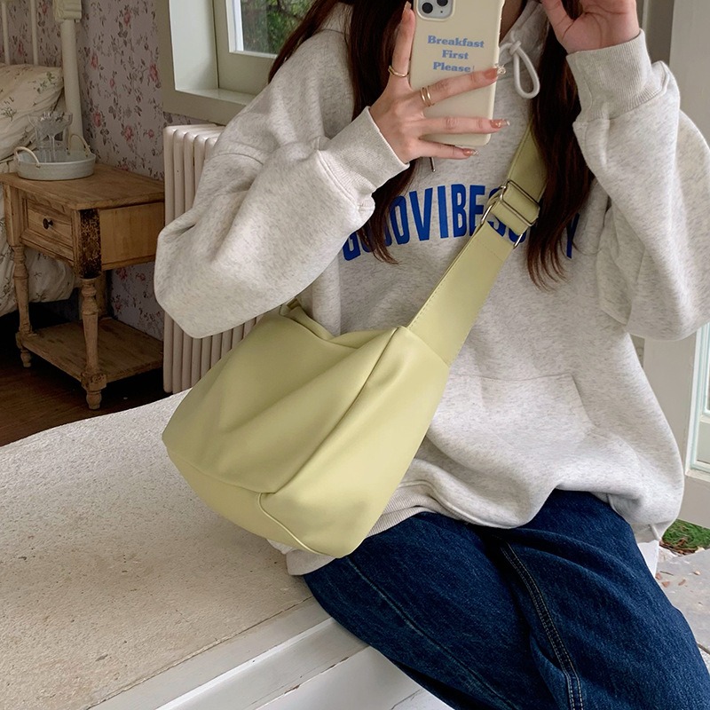 Large Capacity Zipper Shoulder Bag for Women 2023 Soft Leather Messenger Bag Products
