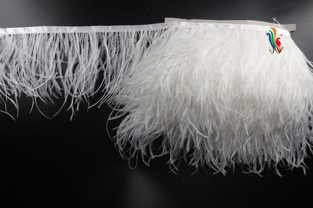 Create a Luxurious Atmosphere with Ostrich Feather Fringe Trim and Satin Ribbon Tapes