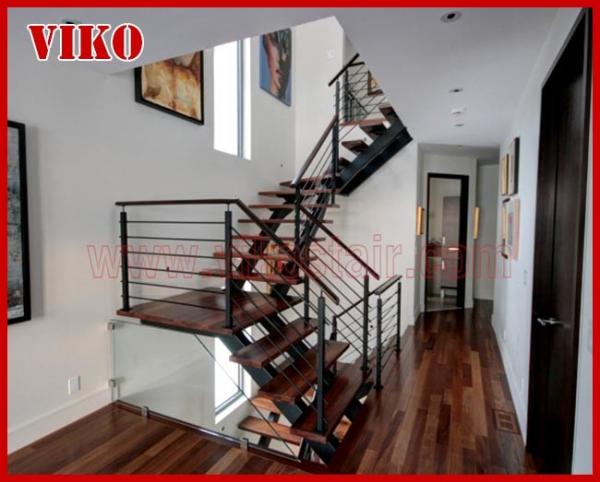 Steel Cable Stair VK97SC Carbon Powder-coate Wooden Handrail Treed Beech
