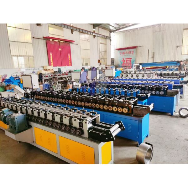 Close-up view of machine forming section