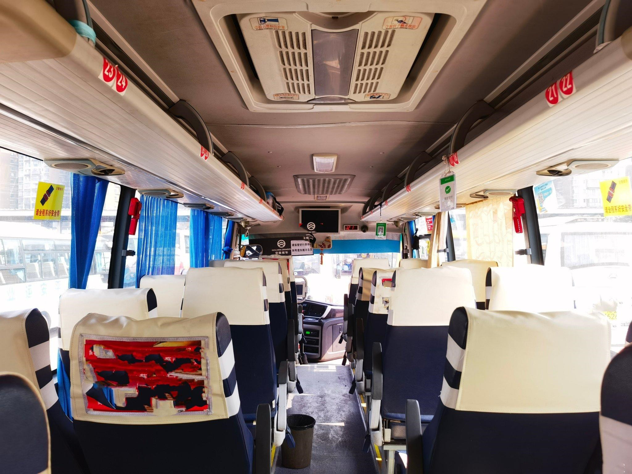 30seats 2+2 Layout Golden Dragon Mini Bus Vehicle Tourist XML6807 Rear Engine Bus