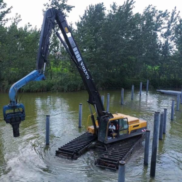 Amphibious Excavator Backhoe Dredging Excavating Machine Floating Pontoon Undercarriage