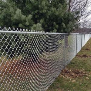 Wholesale Pressure Treated Wood Type Heat Treated Chain Link Fence for Temporary Outdoor Fencing from china suppliers