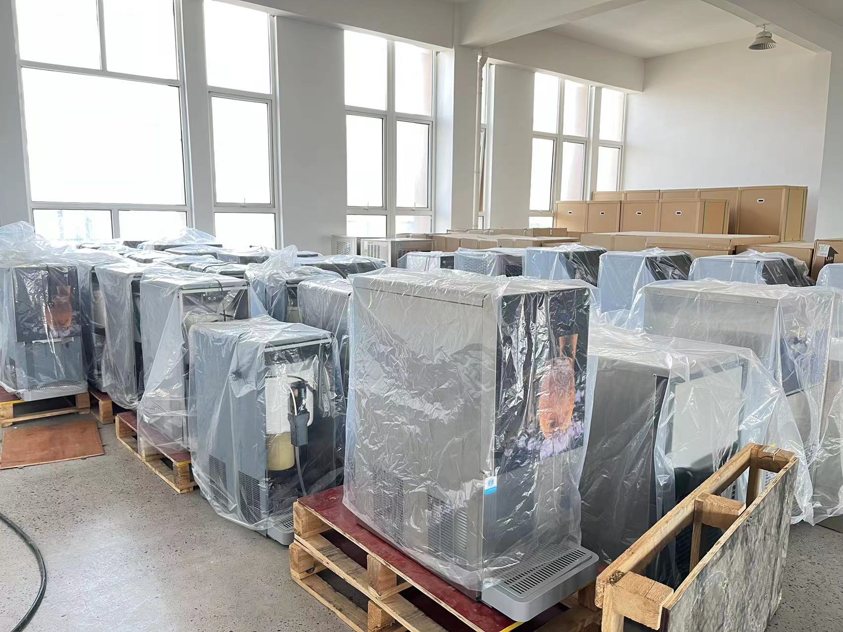Commercial Kitchen Usage 455 lbs 227Kg / 24H Ice Maker Machine with Automatic Function