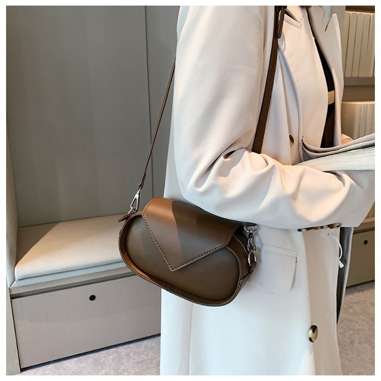 Availiable Female Fashion Bags Small Women Crossbody Bag Chain Shoulder Messenger Bag