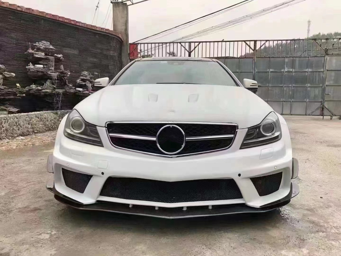For Mercedes W204 C63 Body Kit W204 Upgraded Black Series Style Front and Rear Bumper Hood Widebody Kit