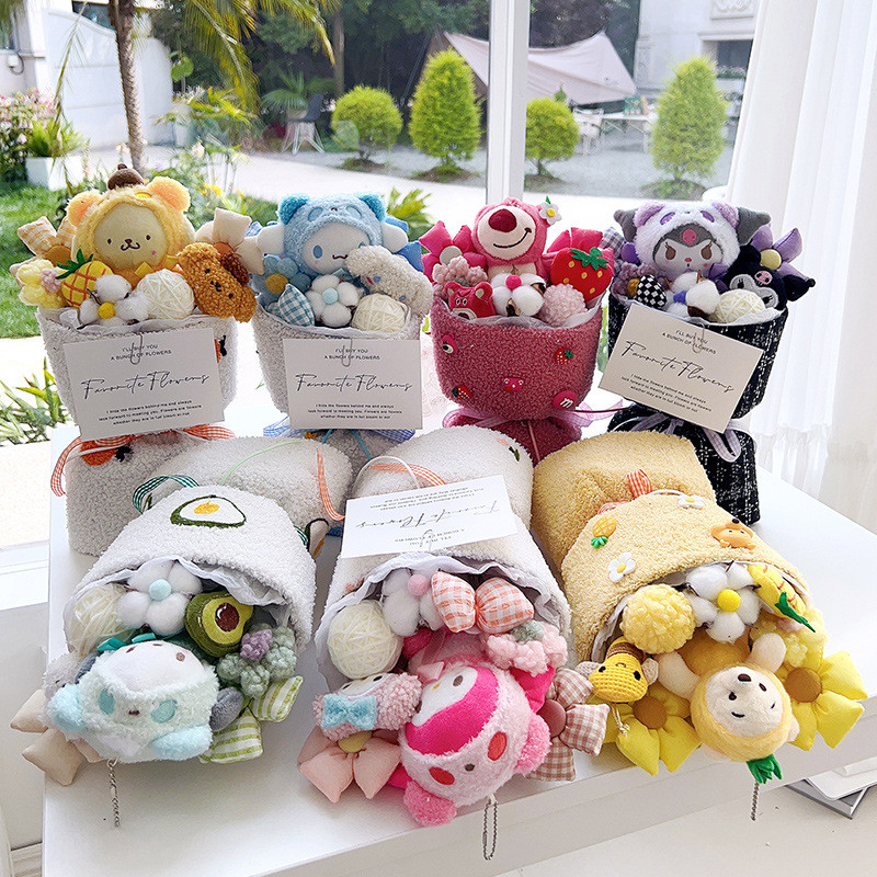 20x30cm Cartoon Doll Bouquets The Ideal Gift for Your Girlfriend on Valentine's Day