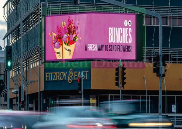 Digital Signage Outdoor Advertising LED Display Message Board 8mm Full Color