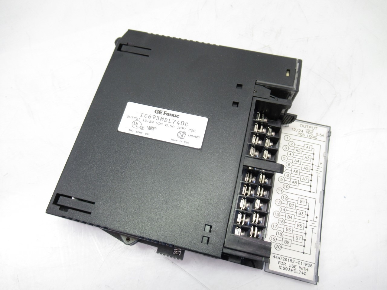 GE Fanuc PLC IC693MDL231 240 Volt AC Isolated Input Module