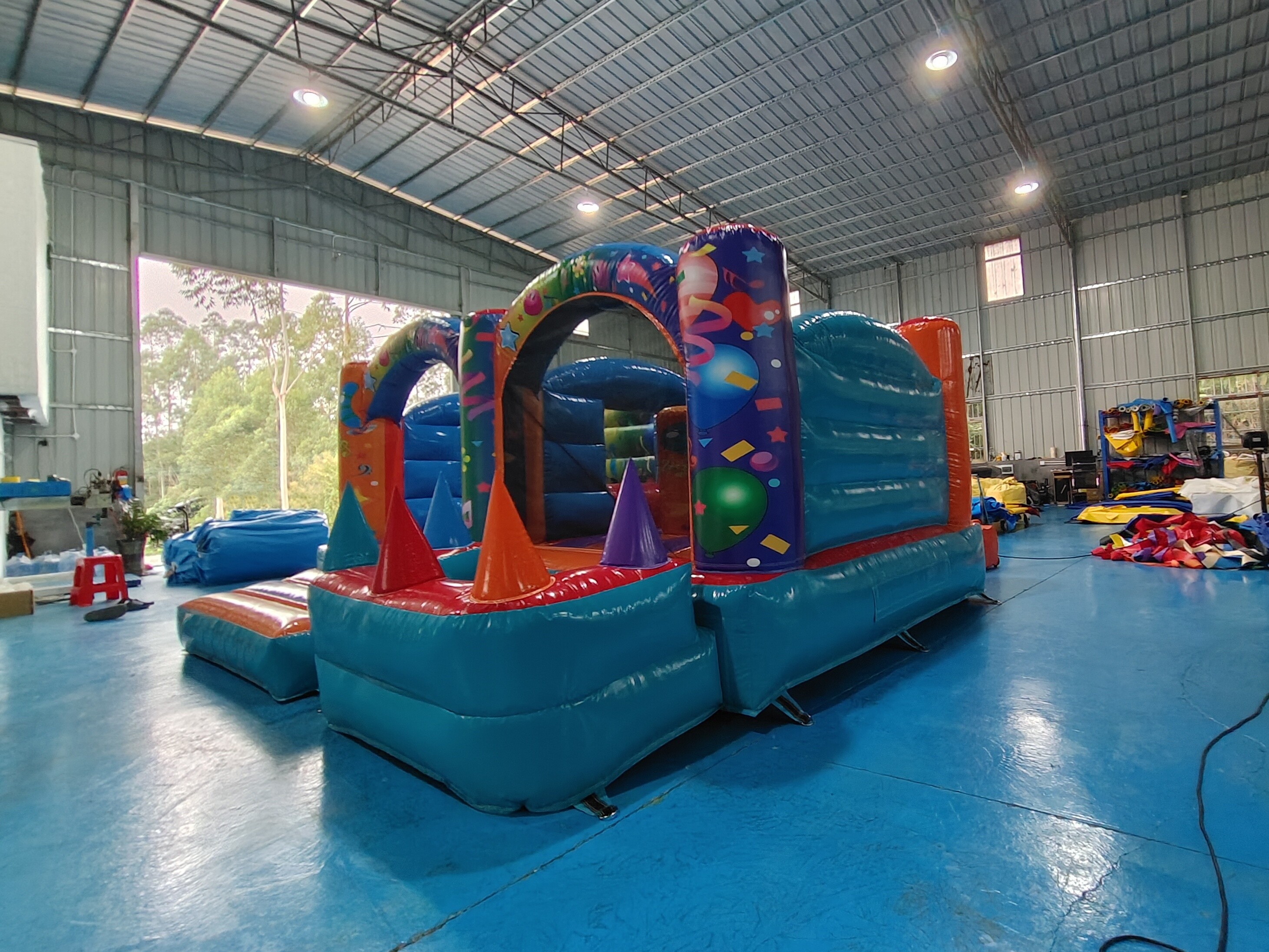 Indoor Playground Inflatable Bouncer Combo With Slide Gaint Inflatable Amusement Park