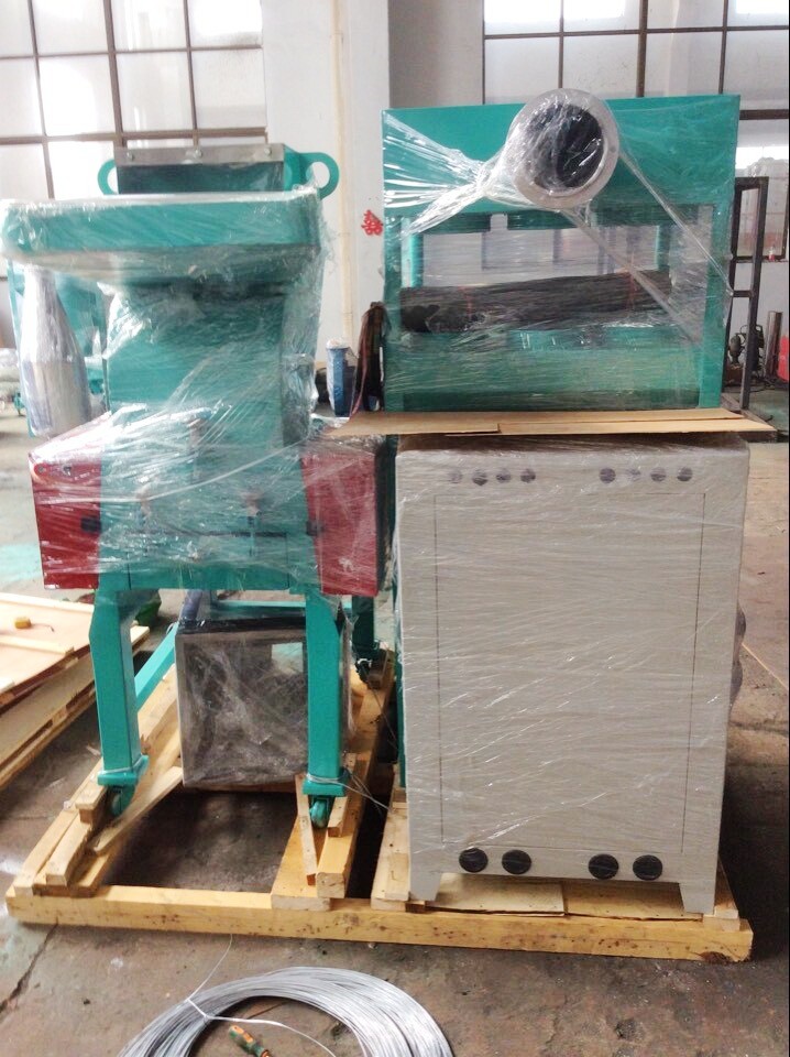45kw Plastic Milling Machine SKF Shaft Vibration Principle Dust Free Anti Abrasion