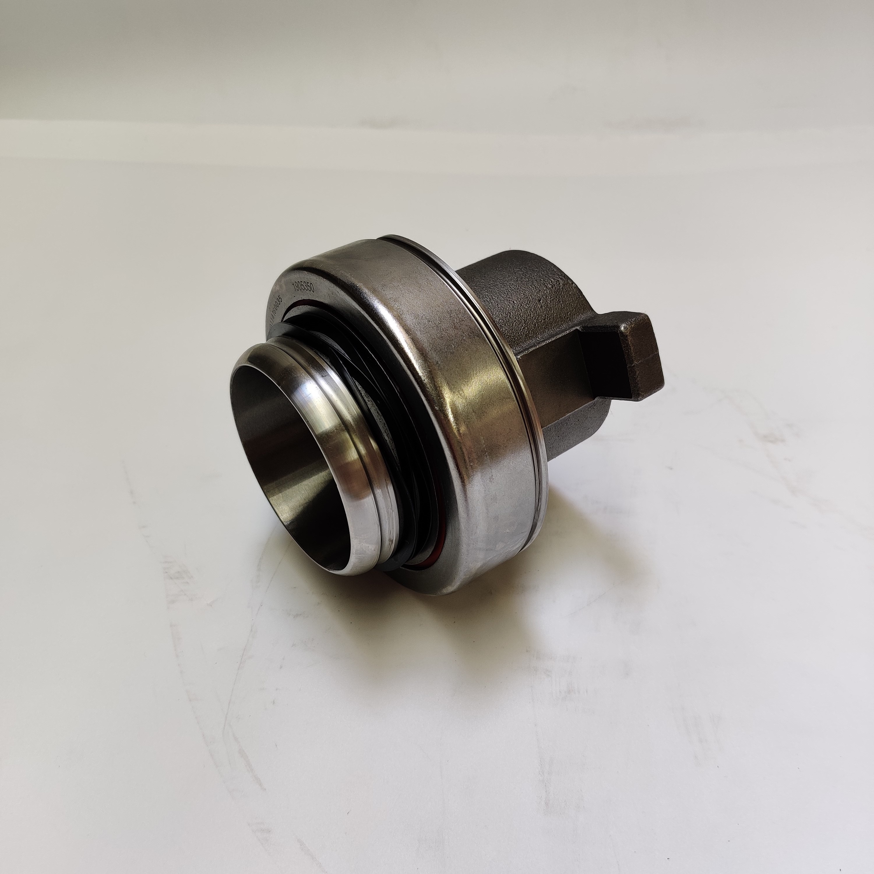 Heavy Duty Truck Parts Clutch Release Bearing Truck Clutch For SHACMAN Truck