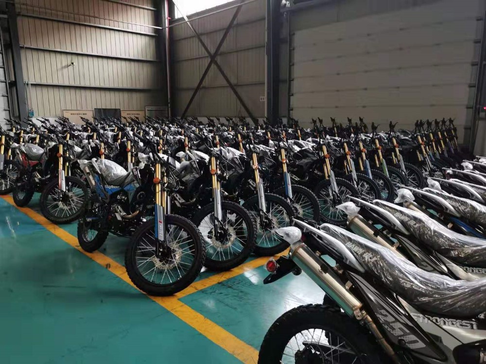 2019 new design racing motorcycle Dirt bike 250cc
