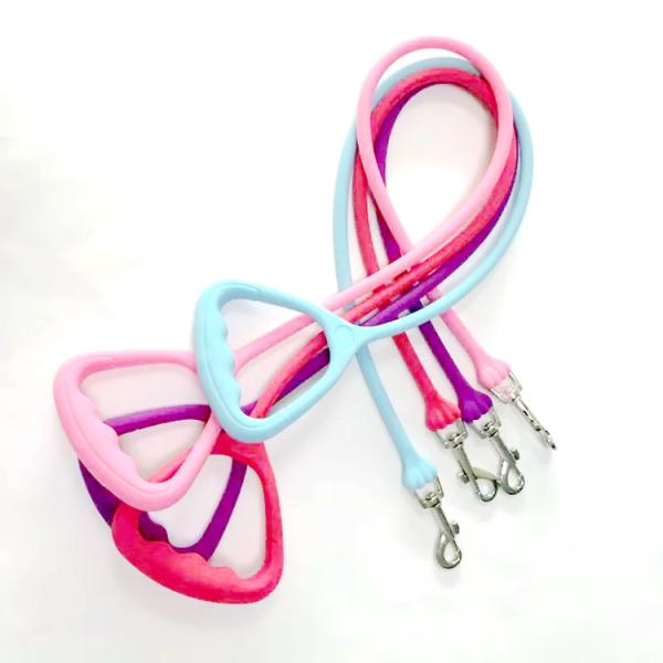 BPA Free Silicone Pet Supplies Cute Dog Collars And Leashes Reduces Plaque