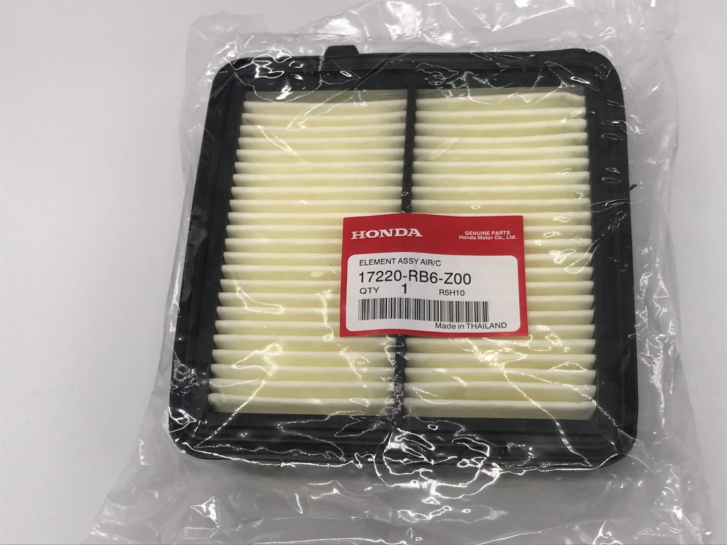 Toyota Land Cruiser 17220-RB6-Z00 Car Air Filter