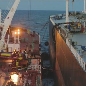 Wholesale Black Dock Heavy Duty Natural Rubber Marine Oil Hose from china suppliers