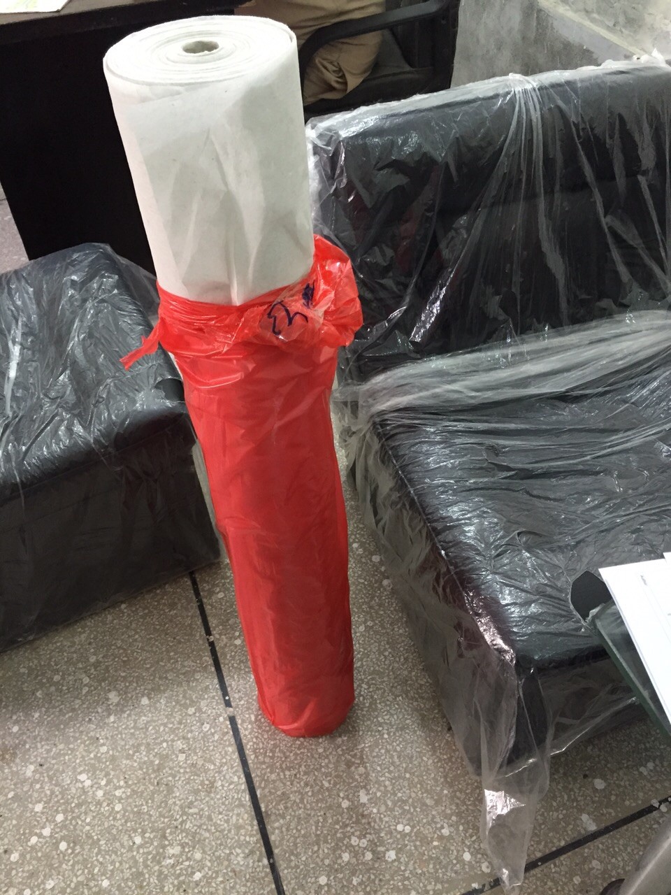 Gaoxin 25G Hard Chemical Bond Nonwoven Embroidery Backing Interlining for White Color