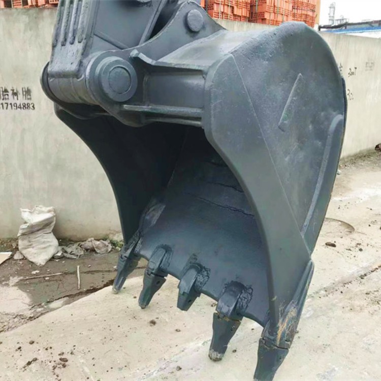 Less Hour 2018 Volvo 480 Excavator with 2.1 m3 Bucket Capacity in Good Condition