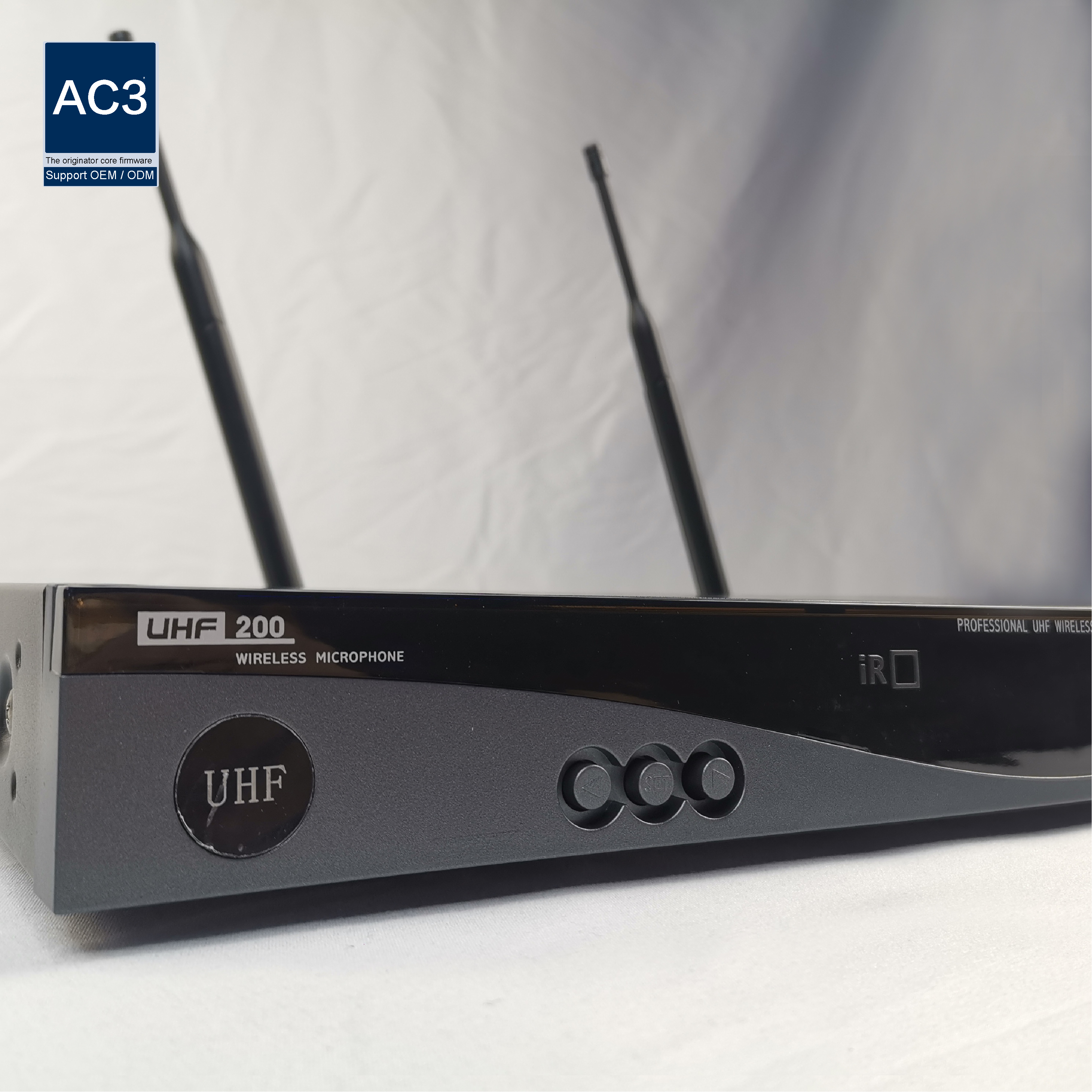Stable Anti Drop Audio Technica Wireless Handheld Microphone