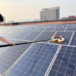 China Electric Solar Panel Module Cleaning Brush with 3.5m Max Unfold Size and Efficiency on sale
