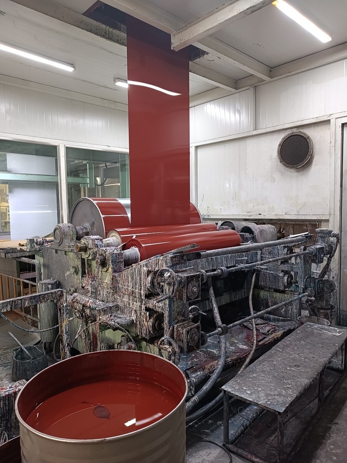 Z275=G90 Super SMP 40 Years Pre-Painted Galvanized Red Color Textured Trapezoidal Roof Sheet Metal Roof Wall Cladding