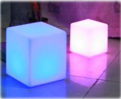 Multi Colors LED Cube Chair For Bars , Outdoor Area UV Resistant Light Up Cube Seat