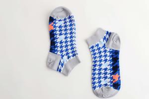 Wholesale Color Stripes Sweat - Absorbent Sports Ankle Socks With Nylon / Spandex / Cotton from china suppliers
