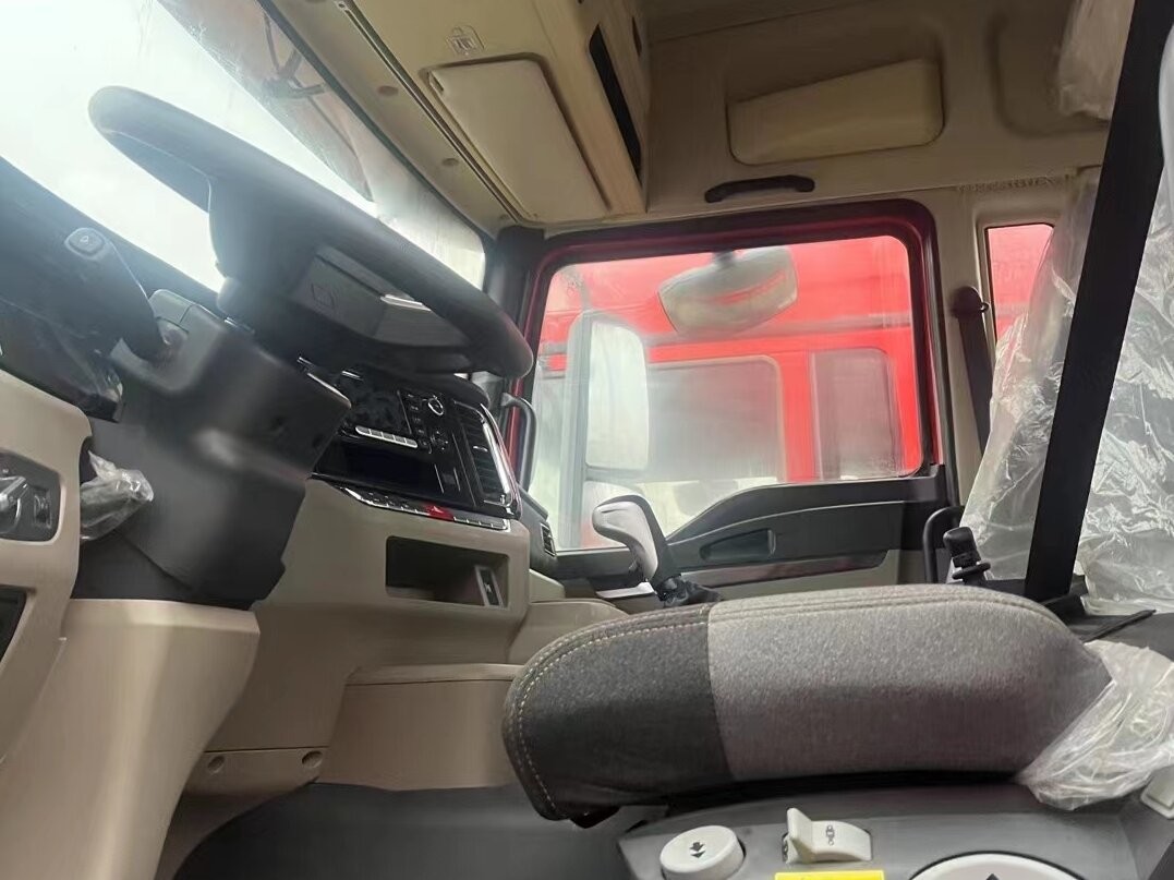 Shacman Truck Tractor Head M3000 6*4 Weichai 430hp 2021 Year Single And Half Cab