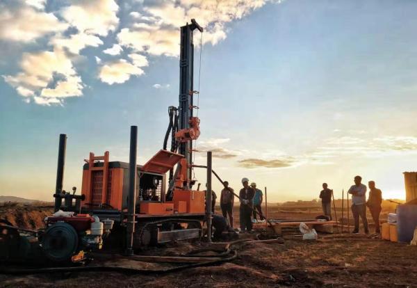 Water Well Drill Rig Exploration Borehole 220Meter Hydraulic Portable Well