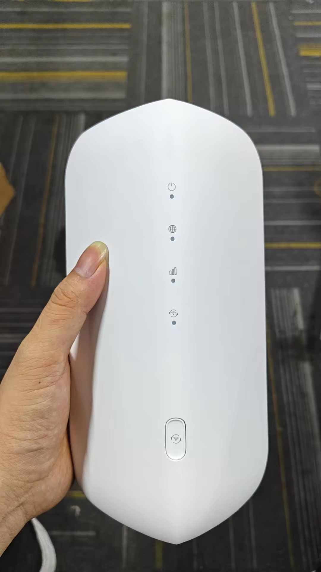 ZYXEL NR5103EV2 5G Router 5G NR Indoor Router 4.7Gbps WiFi6 4G LTE Cat19 5G WiFi CPE With Sim Card Slot WIFI6+ Mesh TS9 Ports