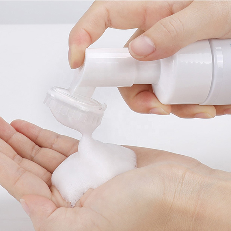 Facial Cleanser Foam Exfoliating Cleansing Mousse Pore Moisture Skin Care Washing Mousse Cleanser with Brush