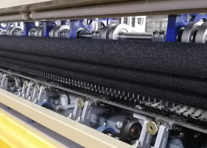 1000RPM Industrial Multi Needle Shuttle Quilting Machine For Quilts And Garments