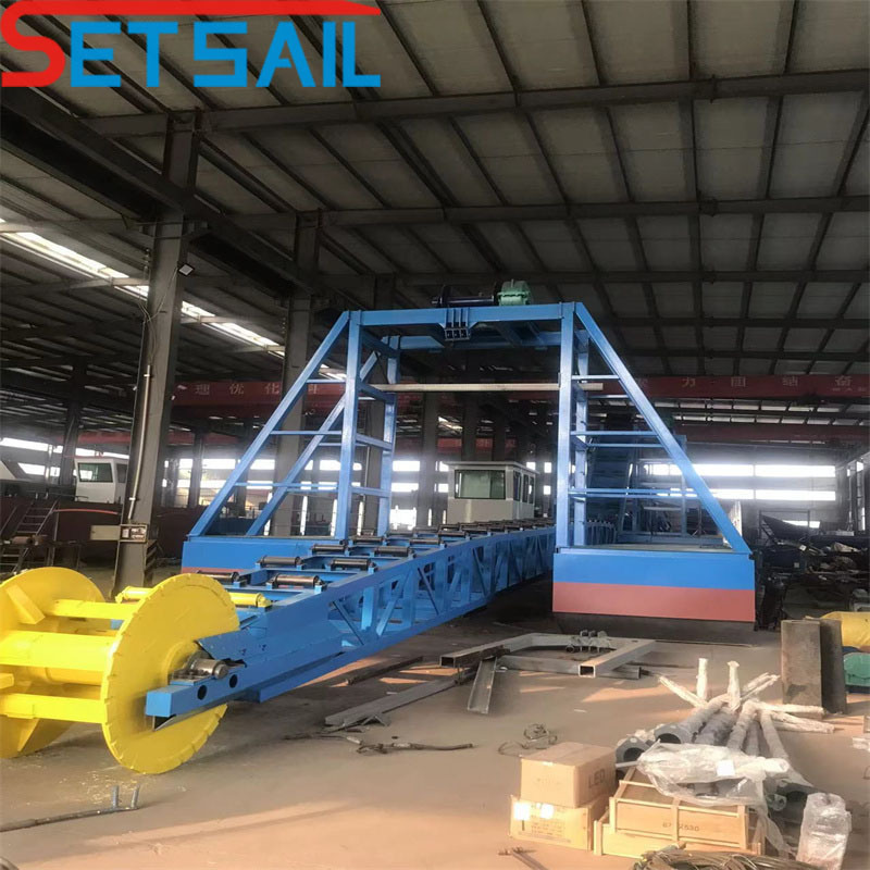 Full New Chain Bucket Diamond Dredger Used in Lake
